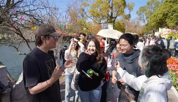 &ldquo;���š�������δ��&mdash;&mdash;�ͻ�&middot;��Ӱ