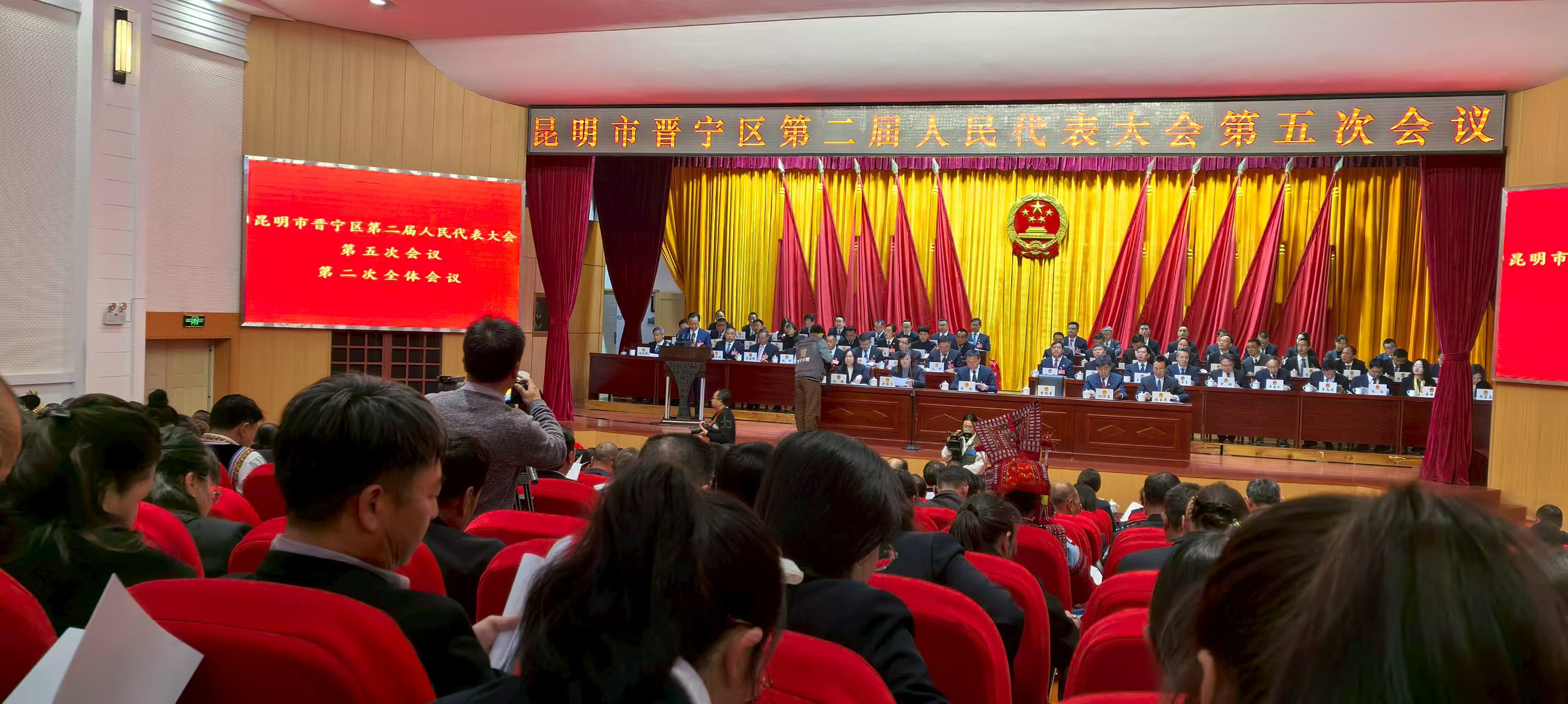 �ڶ����������������λ��飺Ŭ��